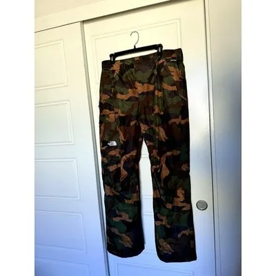 The North Face Freedom Pant — Camo — L Regular — Worn Once