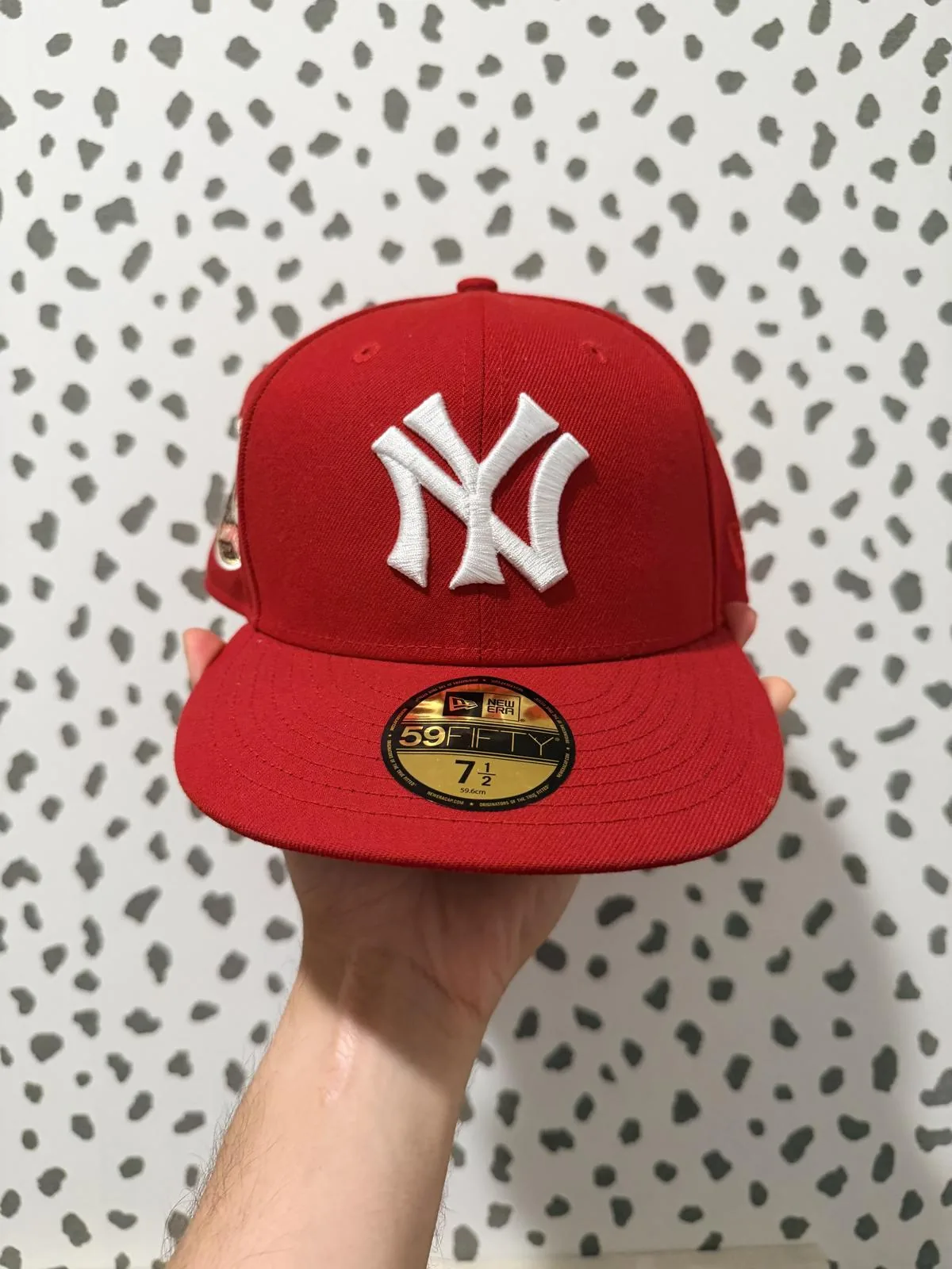 New Era 59FIFTY New York Yankees — 1923 World Series Patch — Red/Green Undervisor — Size 7 1/2 — Pre-owned, Excellent